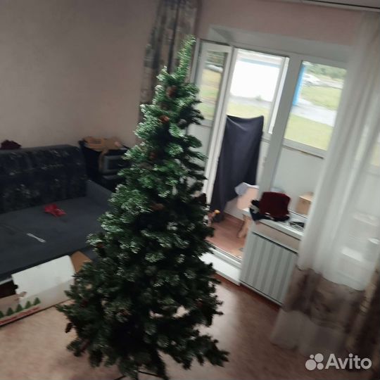 Елка искусственная