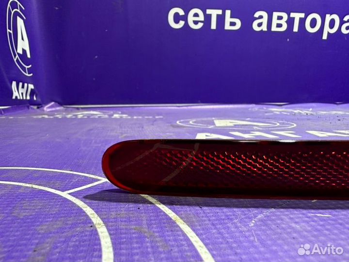 Катафот бампера правый Volkswagen Touareg 7L GP