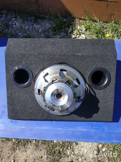 Сабвуфер Lightning Audio S4.15.VC2