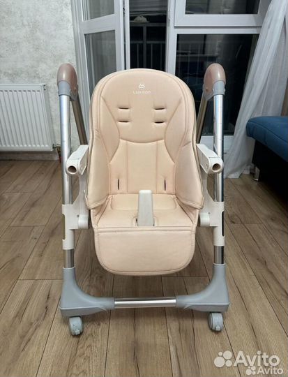 Детский стульчик для кормления