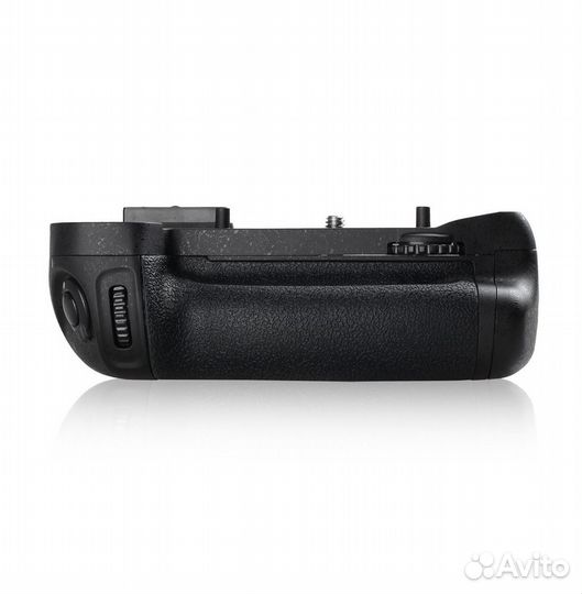 Батарейный блок для Nikon D7100 и D7200