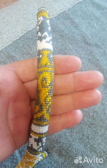 Ожерелье из бисера