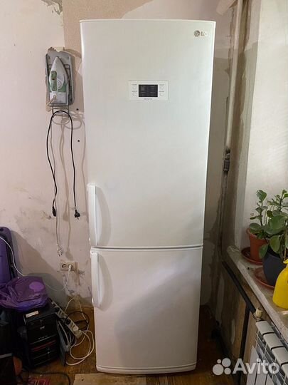 Холодильник LG GA-E409UQA