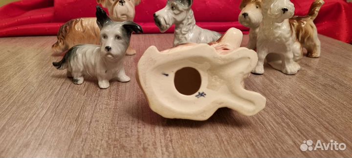 Статуэтки собаки Германия