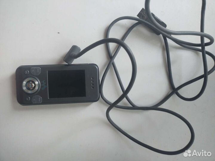Sony ericsson W580i walkman