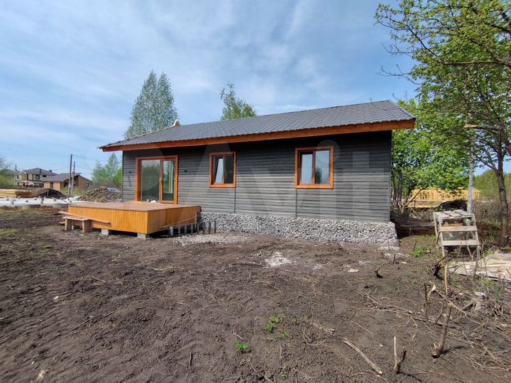 Дом 100 м² на участке 8 сот.