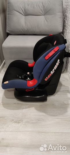 Автомобильное детское кресло