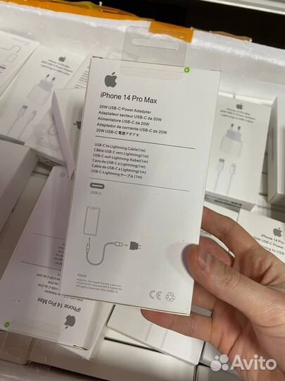 Зарядное устройство для iPhone