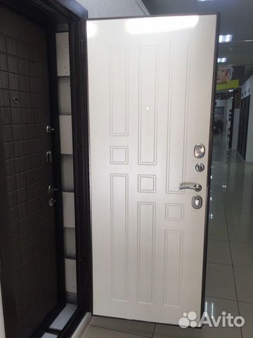 Входная металлическая дверь внутреннее открывание