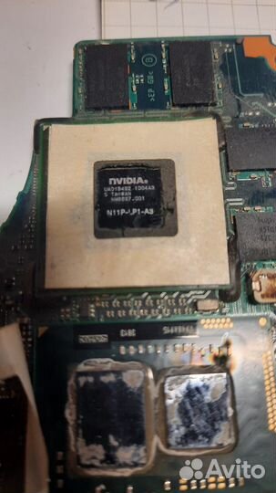 Intel I5-520M nVidia N11P-GV2-A3 BD82HM57