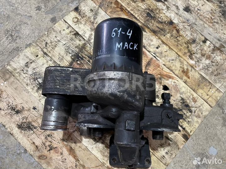 Корпус масляного фильтра Renault Magnum 3 2002