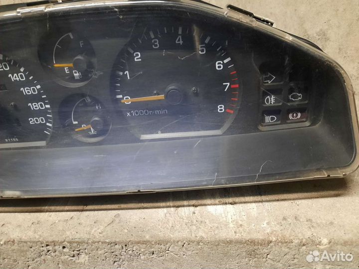 Приборная панель Daihatsu Applause