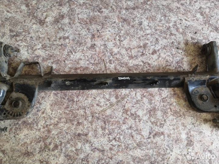 Балка задняя Рено Клио 2 Симбол