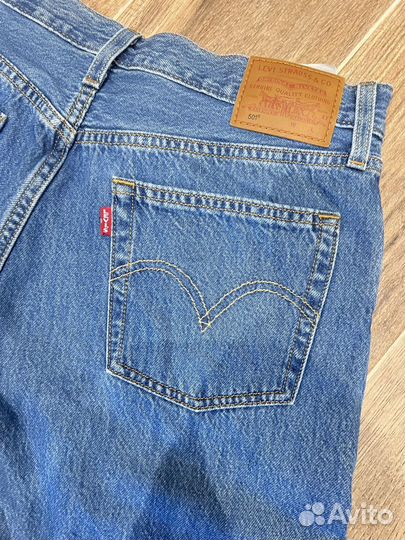 Женские джинсы levis 501