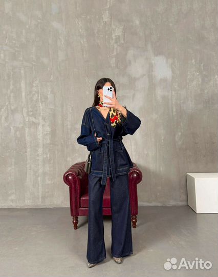 Стильный женский костюм двойка