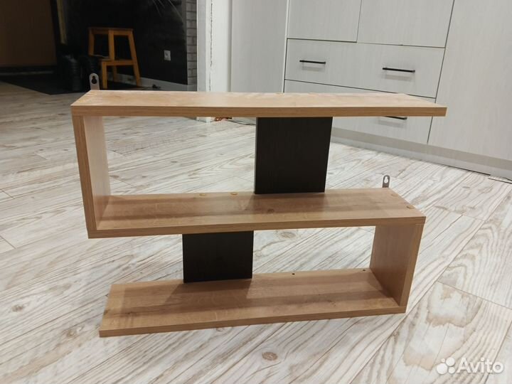 Полка настенная