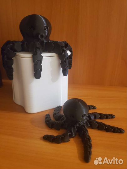 Осьминог подвижный