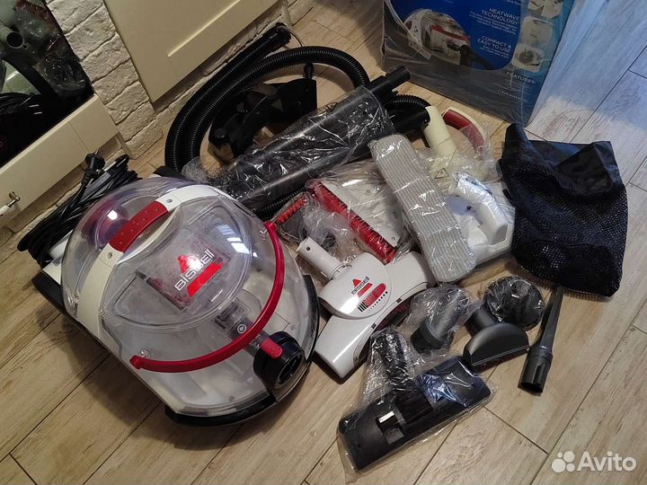 Моющий пылесос Bissell 1474j