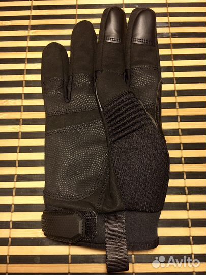 Перчатки тактические