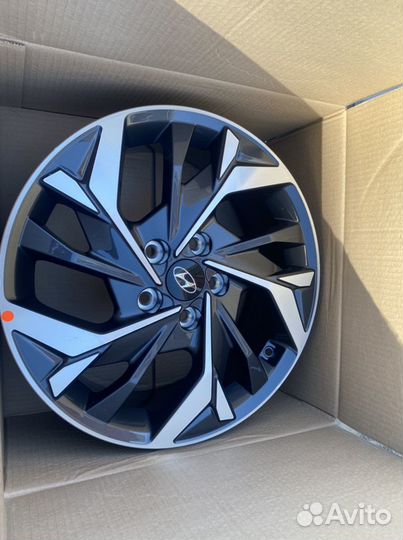 Диски Оригинал R17 5x114,3