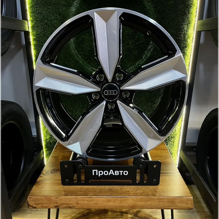 Литые диски Audi 8×R18 5×112