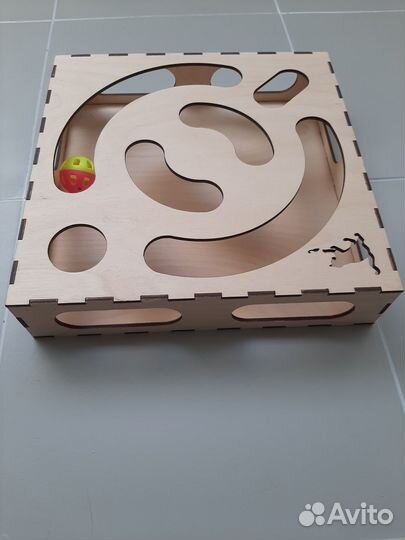 Игрушка лабиринт