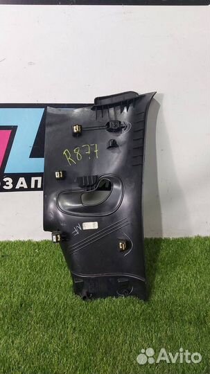 Обшивка стойки передней задняя правая Dodge Ram