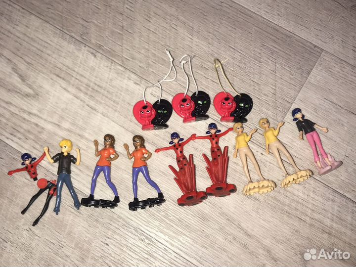 Коллекционные фигурки цена за лот