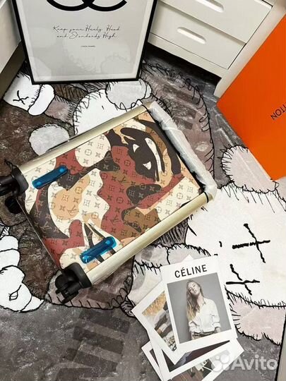 Чемодан louis vuitton