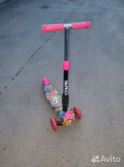 Самокат детский трехколесный светящиеся колеса