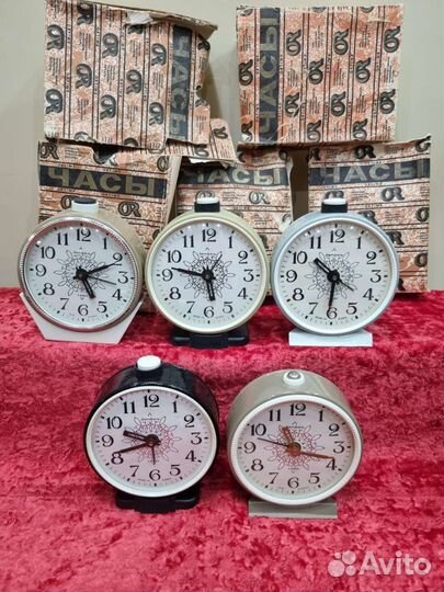 Будильники Янтарь,Слава,Витязь,Севани