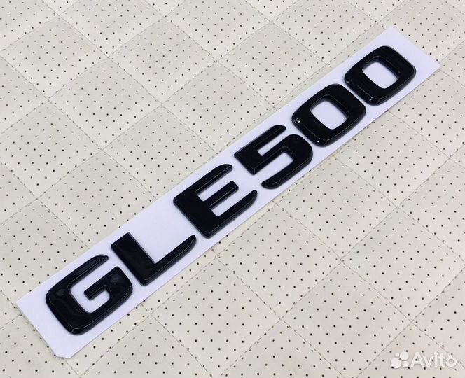 Шильдик GLE500 черный глянец на Мерседес