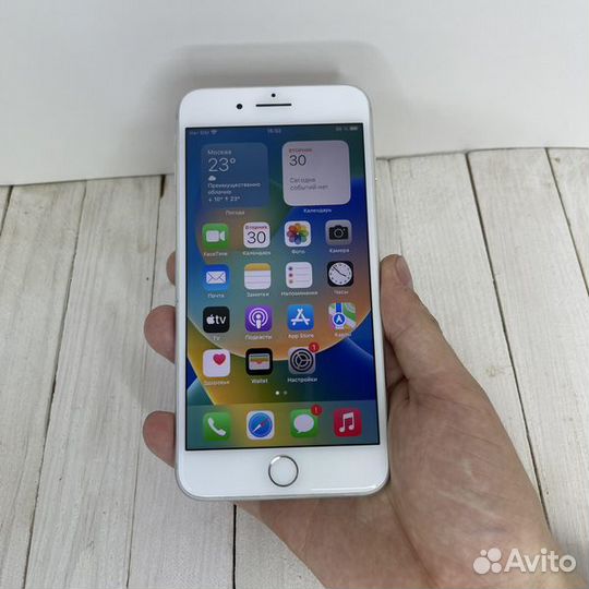 Apple iPhone 8 Plus 256Gb Silver Б/У(Белый)