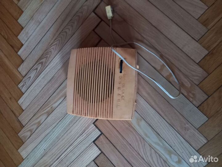 Радио приемник для стационарной сети