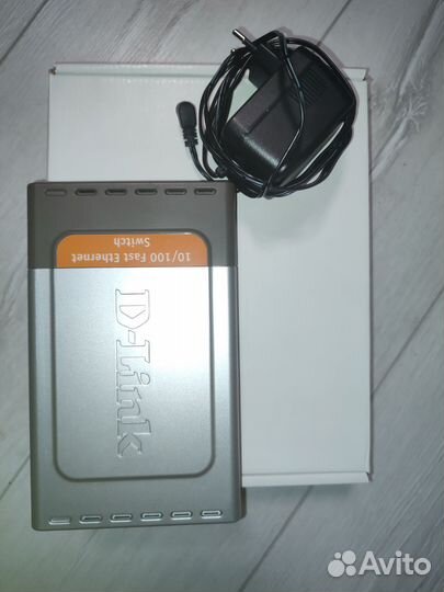 Коммутатор D-Link DES-1008D 8-Port