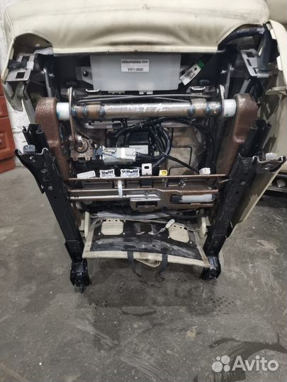 Сиденье для машины Infiniti