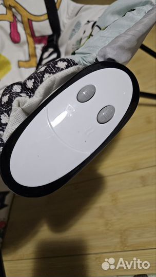 Шезлонг для новорожденных