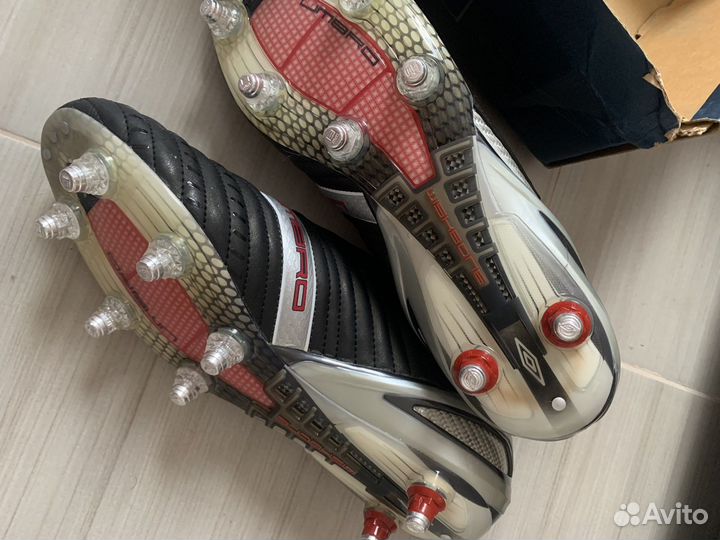 Бутсы umbro р44,5 новые