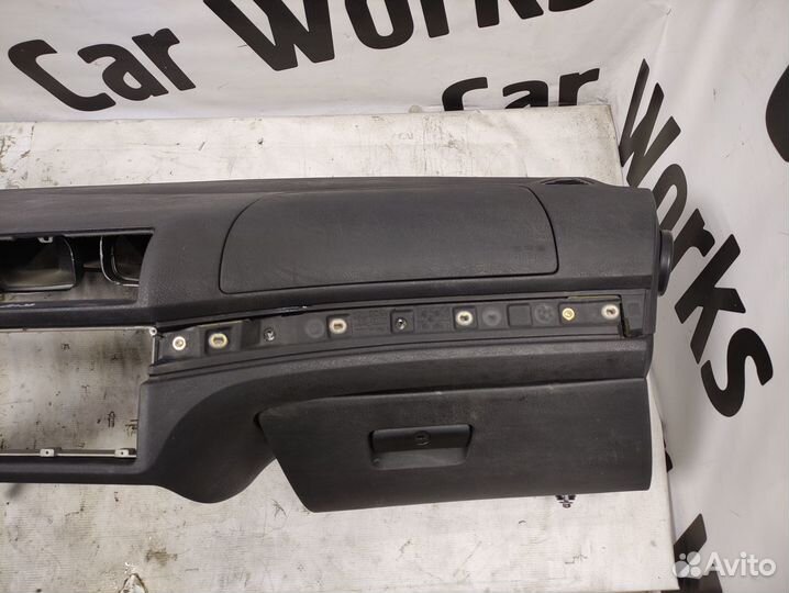 Торпедо BMW E39 левый руль