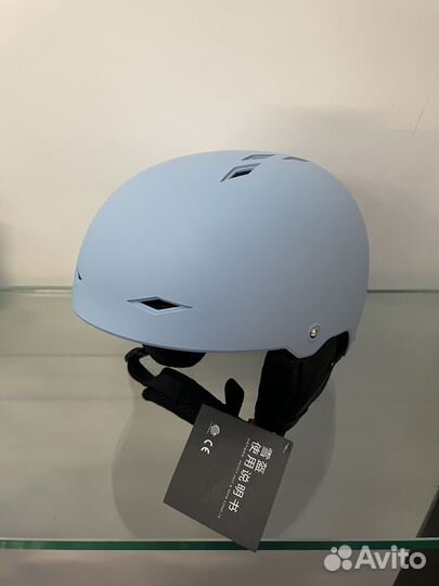 Горнолыжный шлем новый