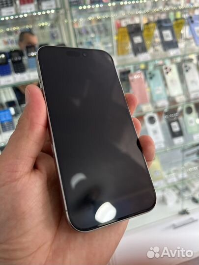 iPhone 15 Pro, 256 ГБ
