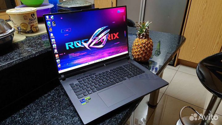Asus ROG Strix G18 RTX 4070 I7 13650HX 16GB
