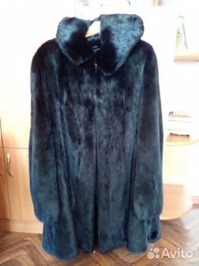 Шуба норковая с капюшоном 48 50