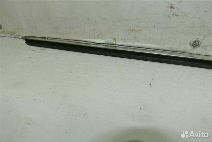 Накладка стекла переднего левого Infiniti FX30d S