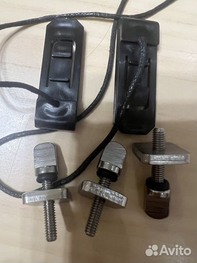 Фиксаторы, винты для плавников