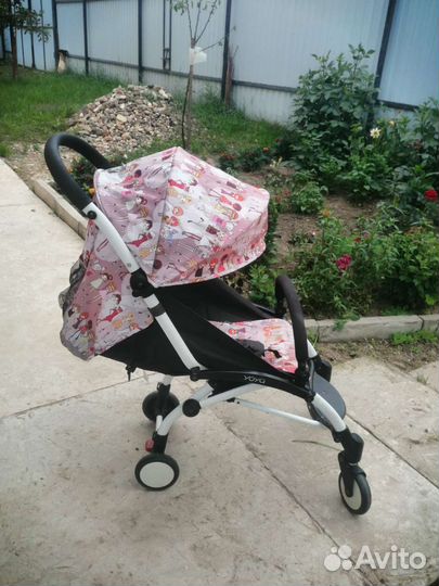 Прогулочная коляска yoya