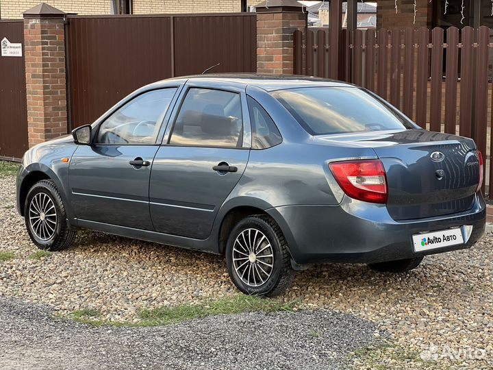 LADA Granta 1.6 МТ, 2015, 226 258 км