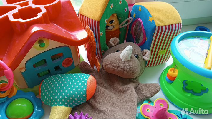 Развивающие игрушки пакетом от 0 до 2 лет