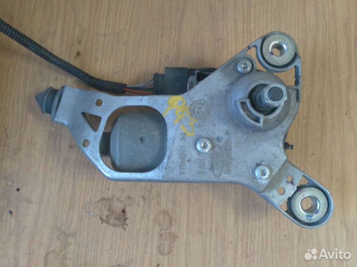Моторчик стеклоочистителя Ford Focus 3