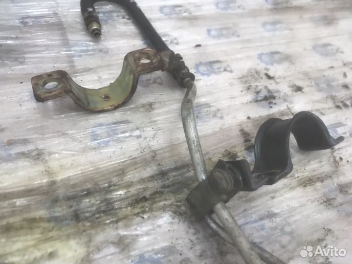 Трубка гура (Высокого, и обратка) Mitsubishi